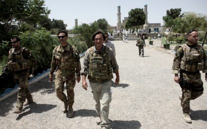 "Buongiorno Afghanistan", Caressa tra i militari italiani