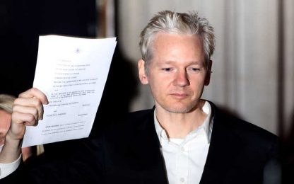 Julian Assange è libero: "Mi batterò per la mia innocenza"