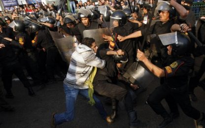 Egitto: due video shock su una giornata di follia