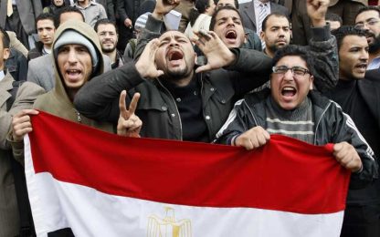Egitto, la protesta contro Mubarak corre (anche) sul web