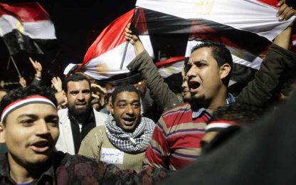 Egitto, per le strade del Cairo esplode la festa