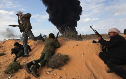 Libia: inviati di Gheddafi in Europa. Diversi morti a Zawiya