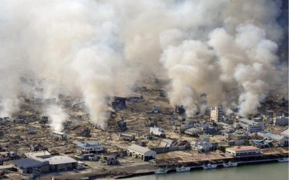 Giappone, le vittime sono migliaia. Torna la paura nucleare