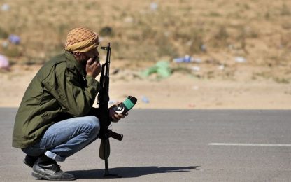 Libia, i ribelli: “Per Gheddafi è l’inizio della fine”