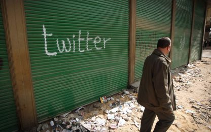 Siria, le forze del regime agiscono anche su Twitter