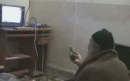 Al Qaeda: "Il video di Bin Laden davanti alla tv è un falso"