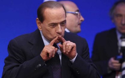 Berlusconi: “Conosco Bossi, sono certo della sua estraneità”