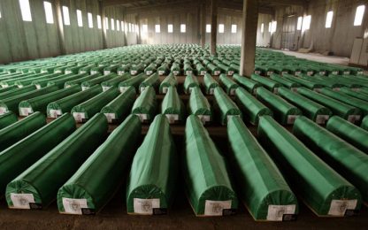Srebrenica, "Olanda responsabile per 300 morti"