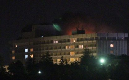 Afghanistan, attaccato l’hotel degli stranieri a Kabul