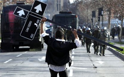 Cile, a Santiago esplode la protesta degli studenti