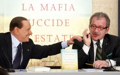 Battibecco tra Berlusconi e Maroni sulle alleanze. VIDEO