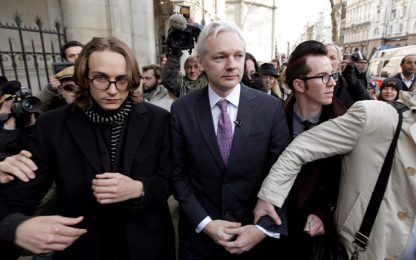 Assange, ricorso alla Corte Suprema: "La battaglia continua"