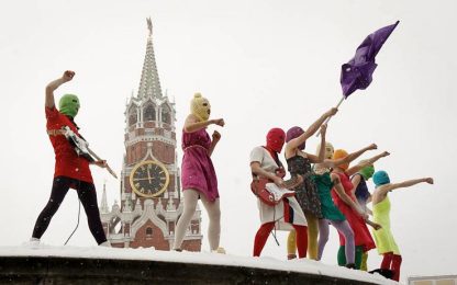 Pussy Riot, il gruppo punk femminista che sfida Putin