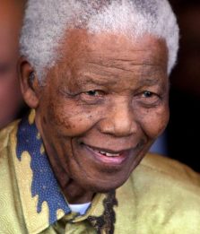Nuovo ricovero in ospedale per Nelson Mandela