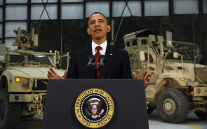 Obama in Afghanistan: "Batteremo Al Qaeda"