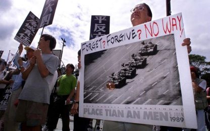 Cina, anniversario Tienanmen: arresti e censura sul web