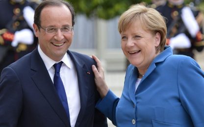 Crisi, incontro Hollande-Merkel: "Serve più Europa"