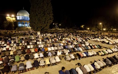 Il ramadan va online tra consigli, intrattenimento e censura