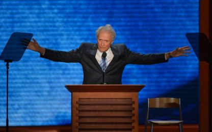 Usa 2012, Clint Eastwood show a sostegno di Romney