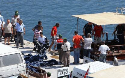Turchia, strage di migranti in mare: 60 morti
