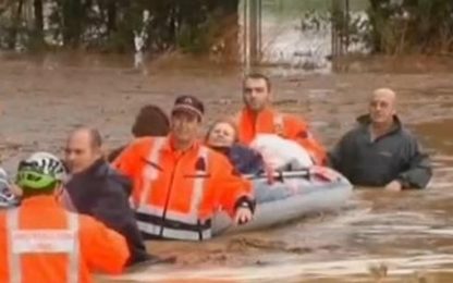 Spagna, morti e famiglie evacuate a causa del maltempo
