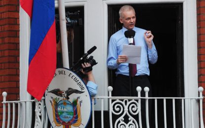 WikiLeaks: nuovi file segreti. L'Ecuador: Assange sta male