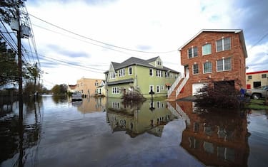 Sandy, è ancora emergenza. Ma New York cerca di ripartire