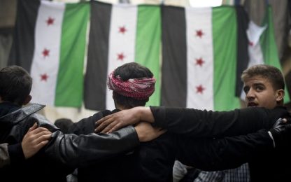 Siria, le potenze internazionali riconoscono l'opposizione