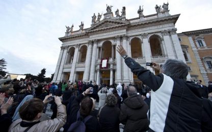 Papa Francesco inaugura piazza Giovanni Paolo II