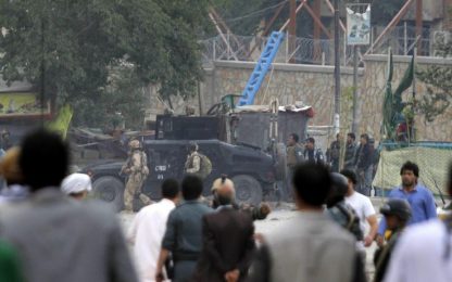 Afghanistan, razzo contro ambasciata italiana a Kabul: due feriti