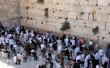 Gerusalemme, guardia uccide israeliano al muro del pianto
