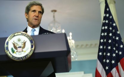 Siria, Kerry: "Assad come Saddam". Il Papa: "Mai più guerre"