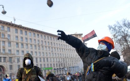 Kiev, nuovi scontri. Ucraina sull'orlo della guerra civile