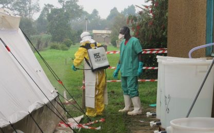 Ebola, frontiere chiuse al confine con la Guinea