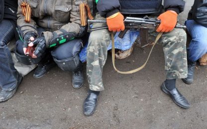 Kiev attacca i filorussi. Putin: "Guerra civile a un passo"