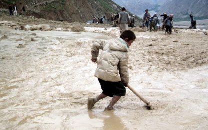 Afghanistan, frana travolge villaggi: centinaia di morti