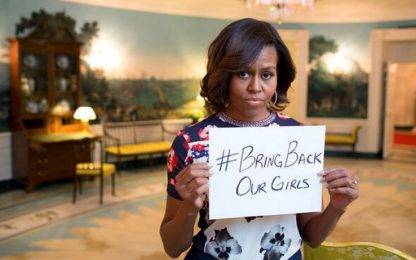 Nigeria, Michelle Obama su Twitter: prego per ragazze rapite
