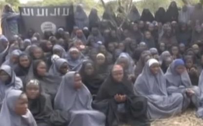 Nigeria, Boko Haram: "Ragazze rapite convertite all'Islam"