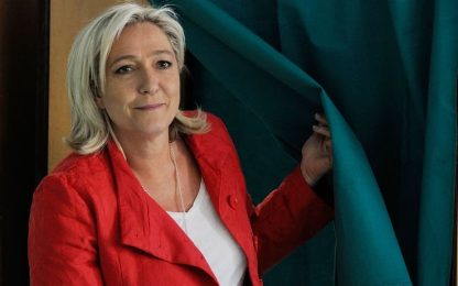 Le Pen fallisce: salta gruppo euroscettico a Strasburgo