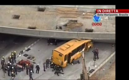 Brasile, crolla viadotto a Belo Horizonte: almeno 2 morti