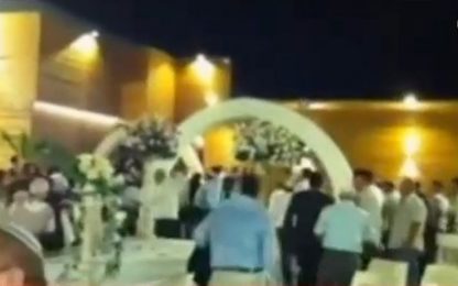 Razzi da Gaza, terrore durante matrimonio in Israele. Video