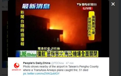 Taiwan, aereo cade sull'isola di Penghu: oltre 45 morti
