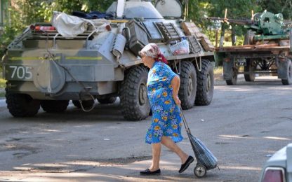 Kiev: "Combattimenti contro blindati da Russia"