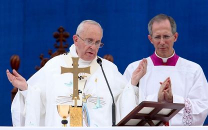 Papa Francesco ai giovani: "Non fatevi rubare la speranza"