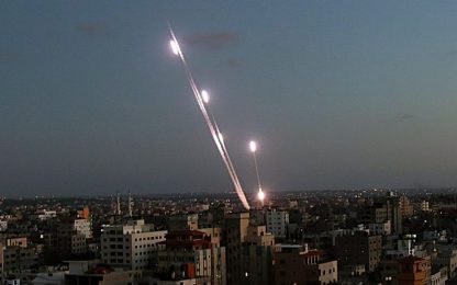 Salta la tregua: razzi da Gaza, Israele attacca