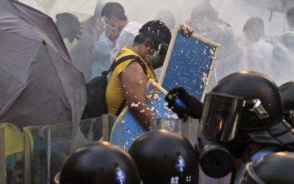 Hong Kong, dilaga la protesta contro il governo