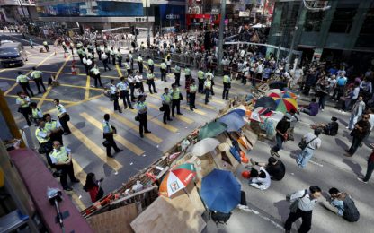“Hong Kong, democrazia sotto l’ombrello”: lo speciale. VIDEO