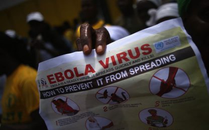 Ebola, l'Oms aggiorna la mappa del contagio: 10mila casi