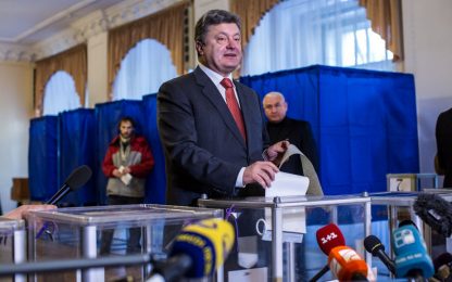 Elezioni Ucraina: Poroshenko vince, ma non sfonda