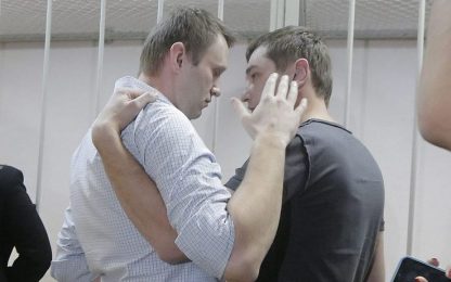 Condannato l'oppositore di Putin: 3 anni e mezzo a Navalny